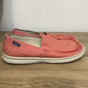 Patagonia naked Maui dragon fruit performance footwear women’s sz 7.5